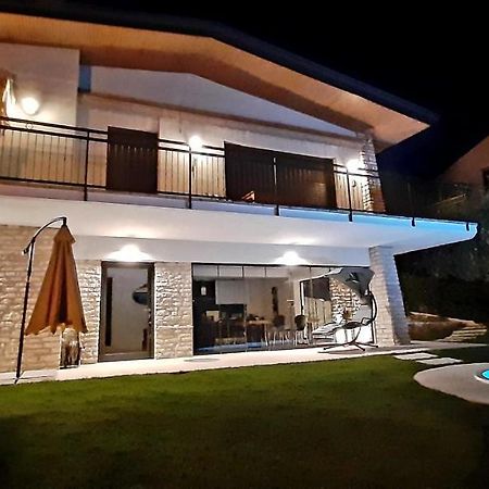 Villa Mimosa-Con Piscina E Vista Lago Brenzone sul Garda Kültér fotó