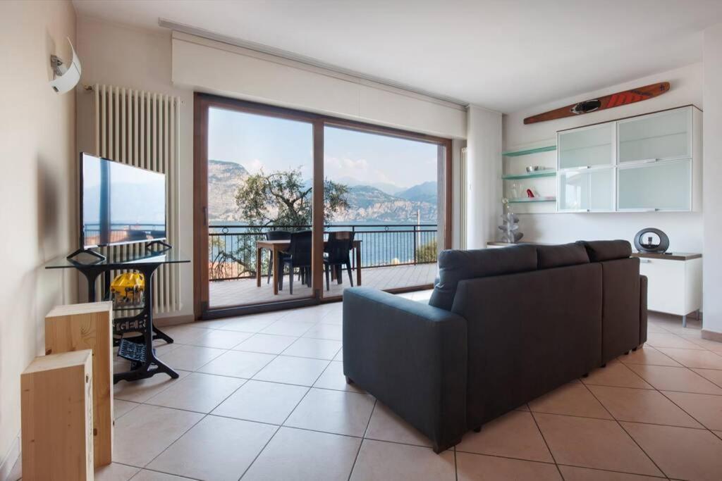 Villa Mimosa-Con Piscina E Vista Lago Brenzone sul Garda Kültér fotó