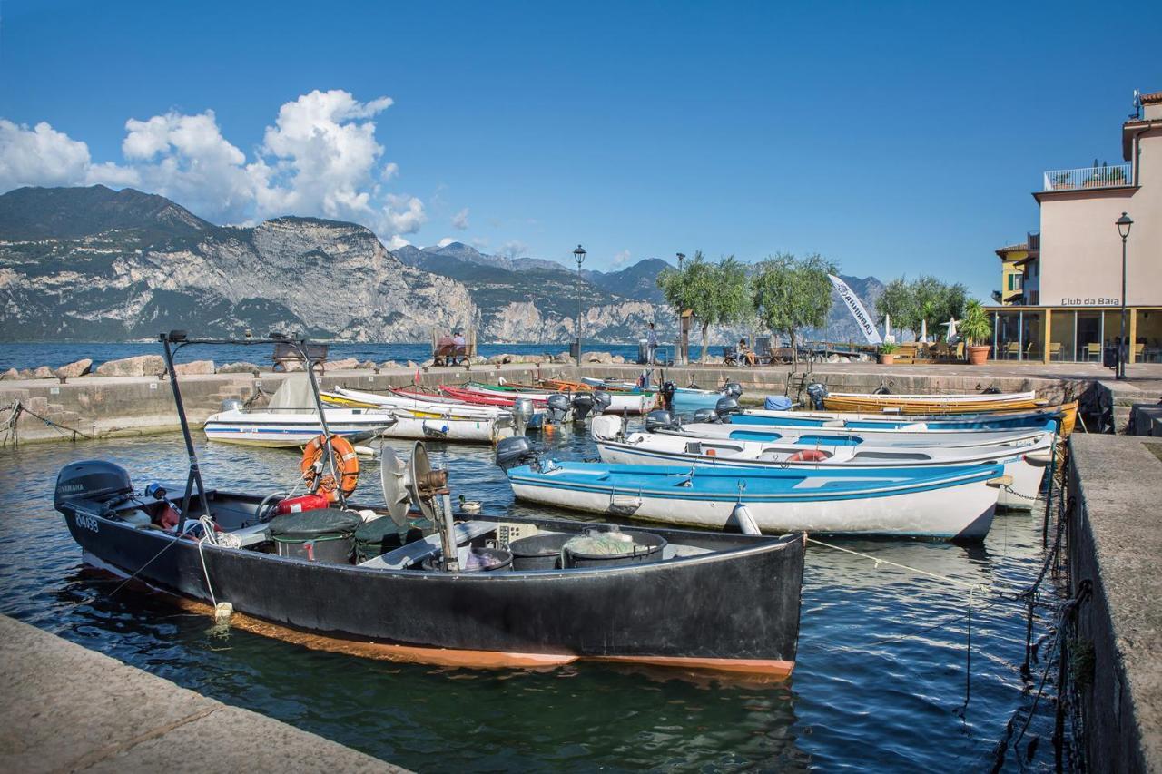 Villa Mimosa-Con Piscina E Vista Lago Brenzone sul Garda Kültér fotó
